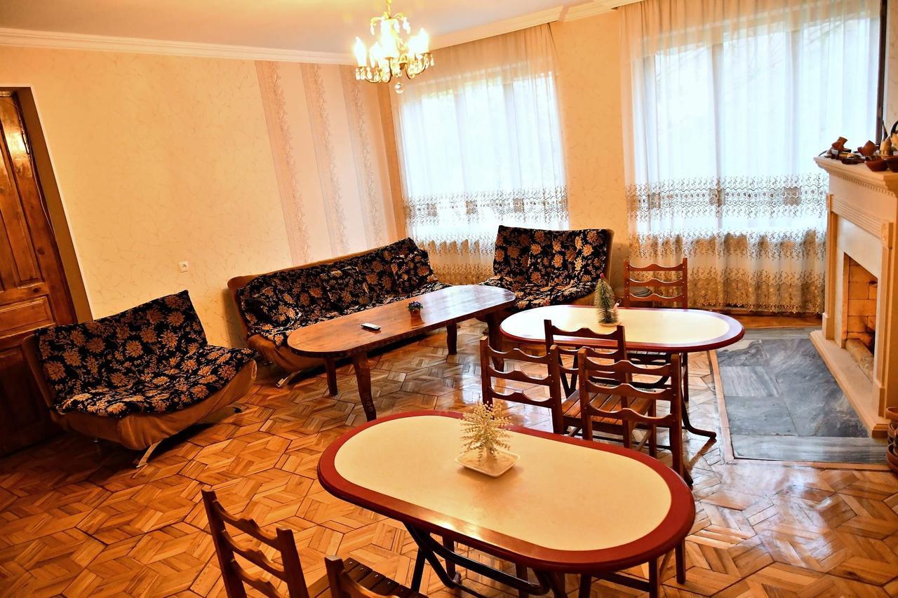 Отель Good Luck Кутаиси Экстерьер фото