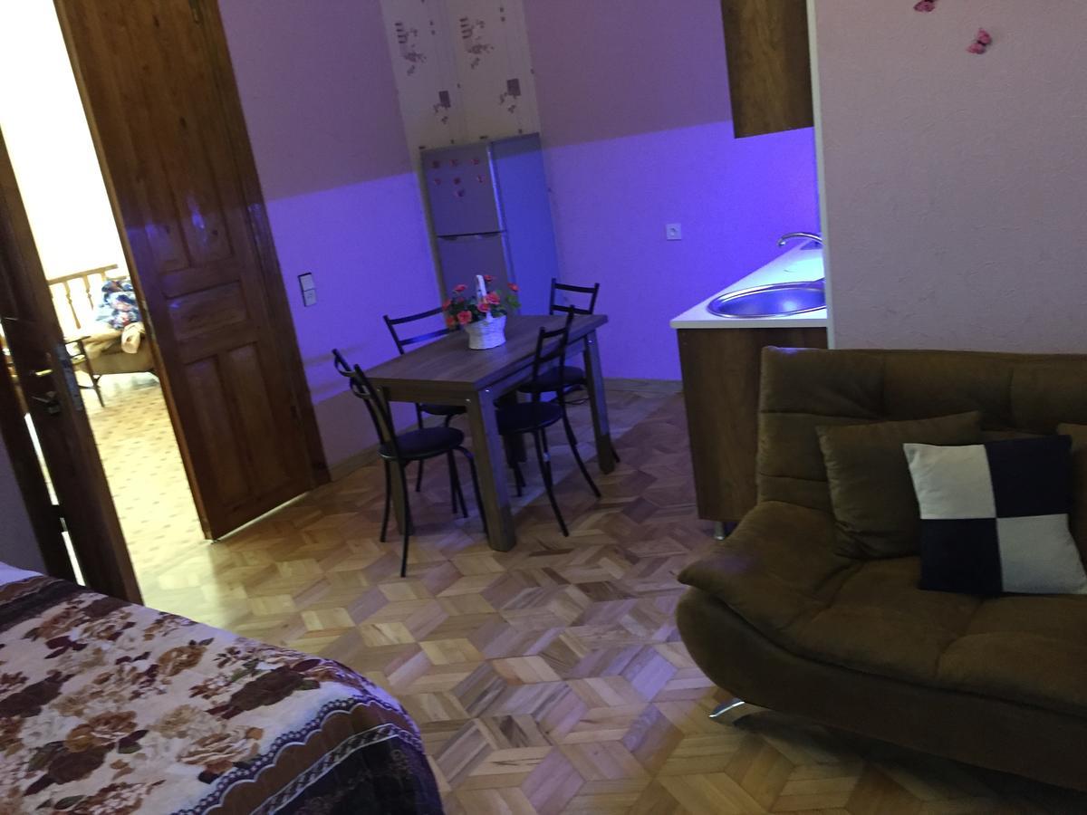 Отель Good Luck Кутаиси Экстерьер фото