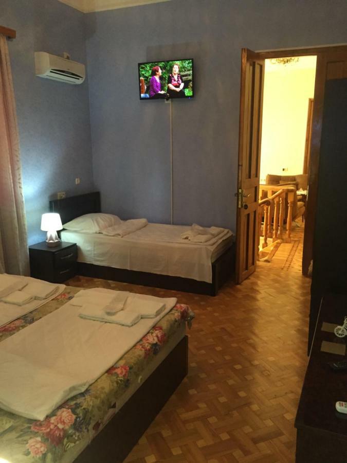 Отель Good Luck Кутаиси Экстерьер фото